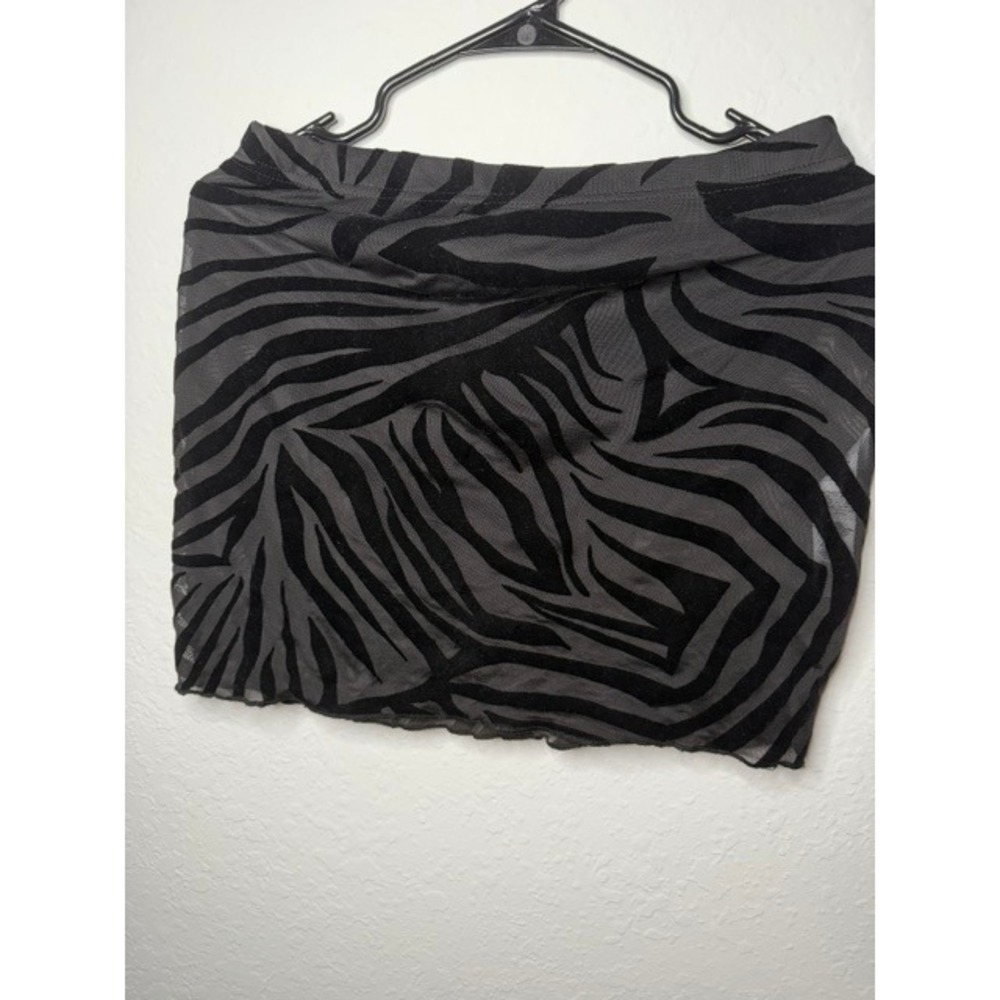 PrettyLittleThing Black Zebra Burnout Mesh Mini Skirt with Liner Womens Size 10